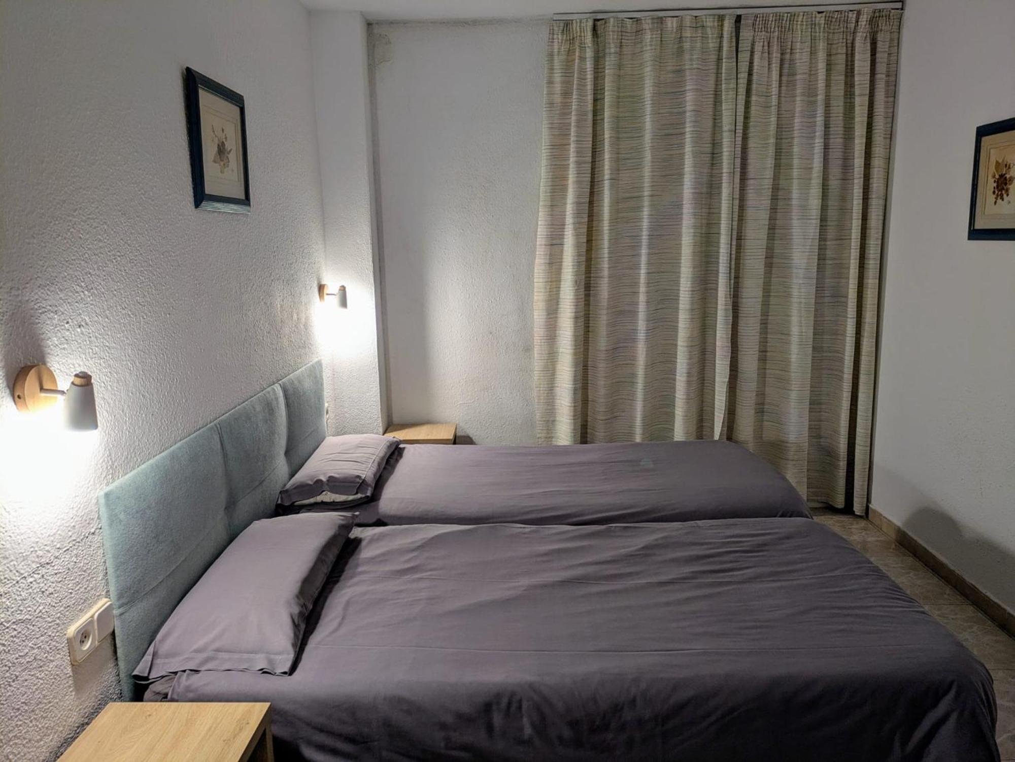Apartamentos Mitus Canet De Mar Exterior foto